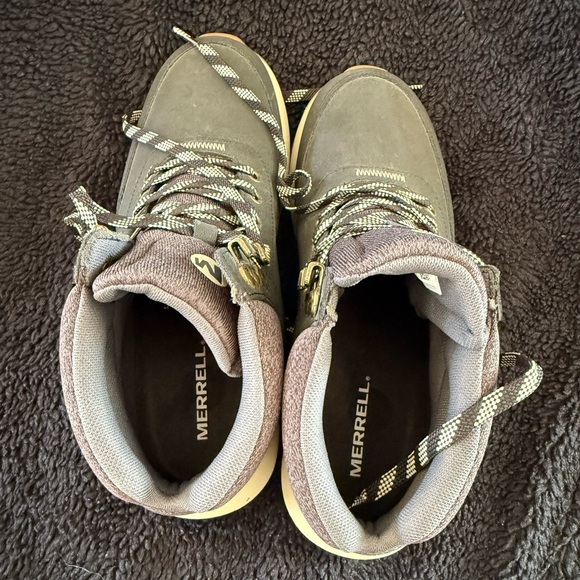 Merrell Boots - Picture 5 of 7